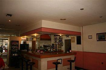Hostal Liste Station Ла Коруня Екстериор снимка